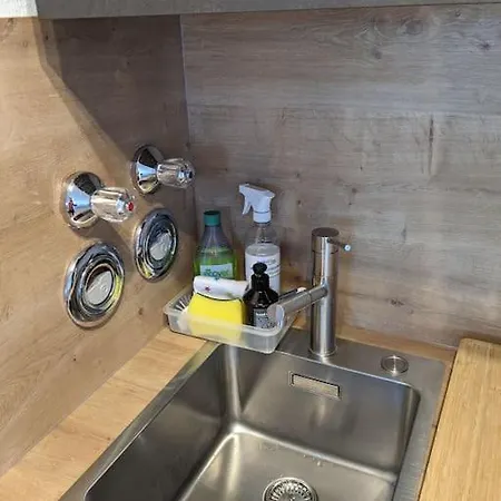 Mit Balkon Apartman *