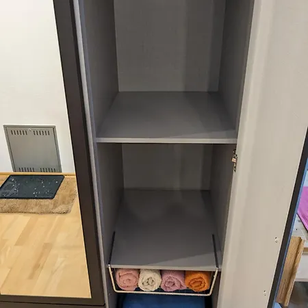 شقة Apartment Mit Balkon